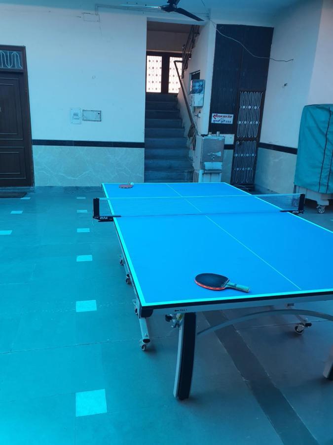 Shri Balaji Dham Hotel Вриндавана Экстерьер фото