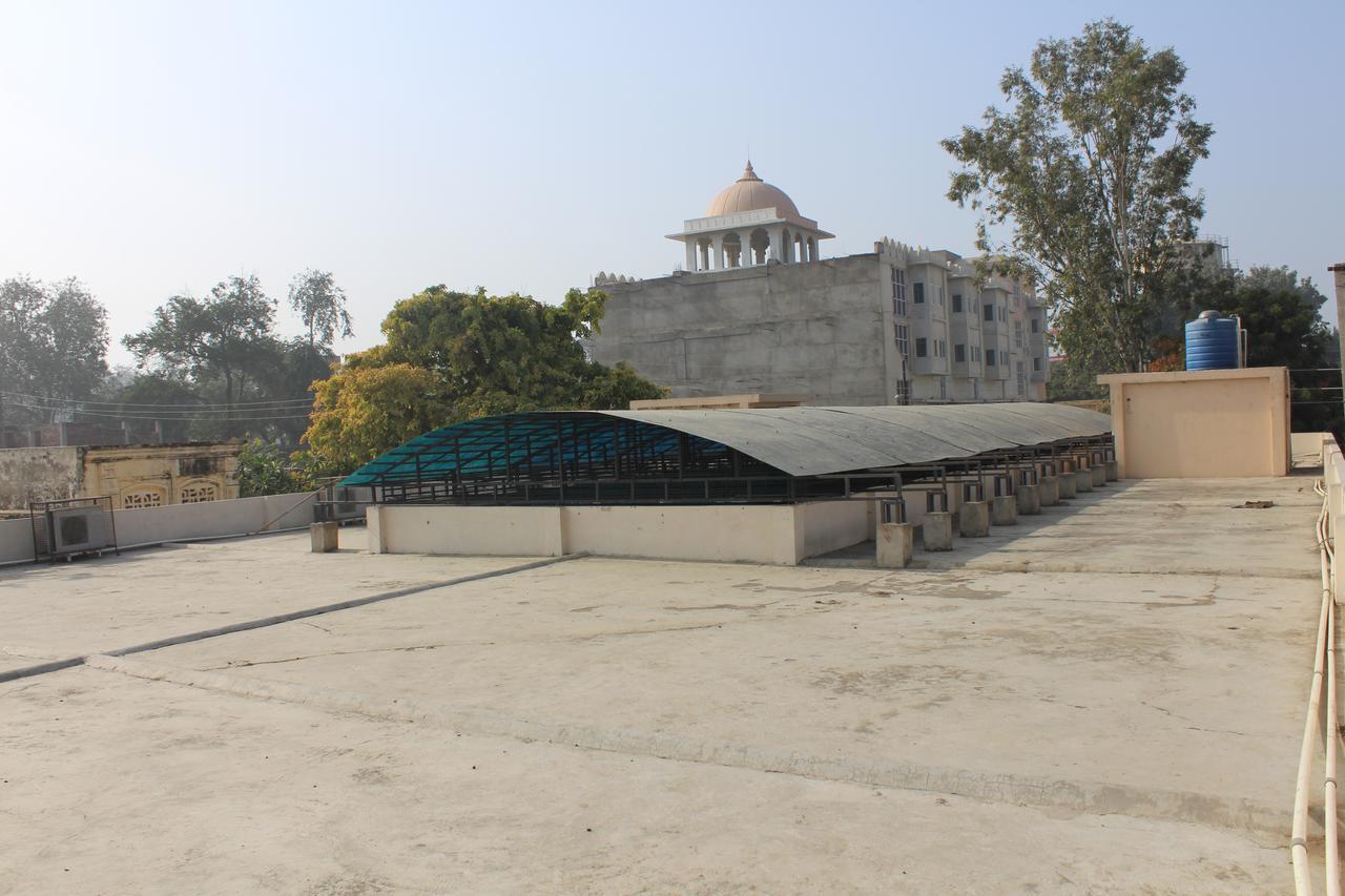 Shri Balaji Dham Hotel Вриндавана Экстерьер фото